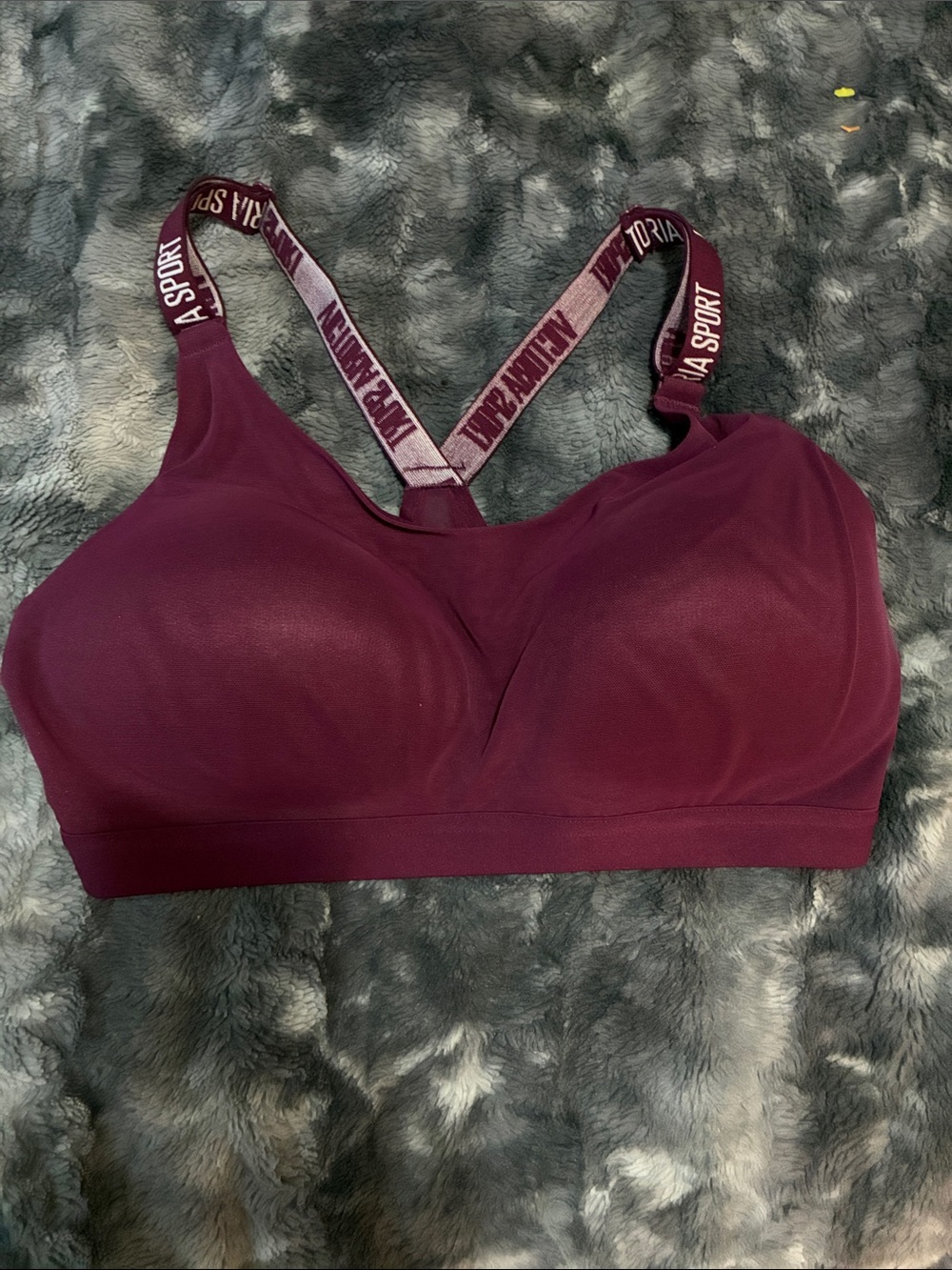 Victoria’s Secret Incredible Lightweight Sports Bra